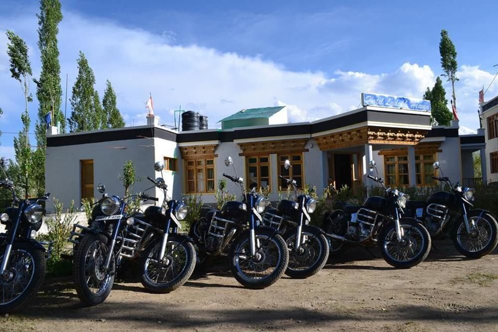 Hotel Holiday Ladakh Leh Extérieur photo