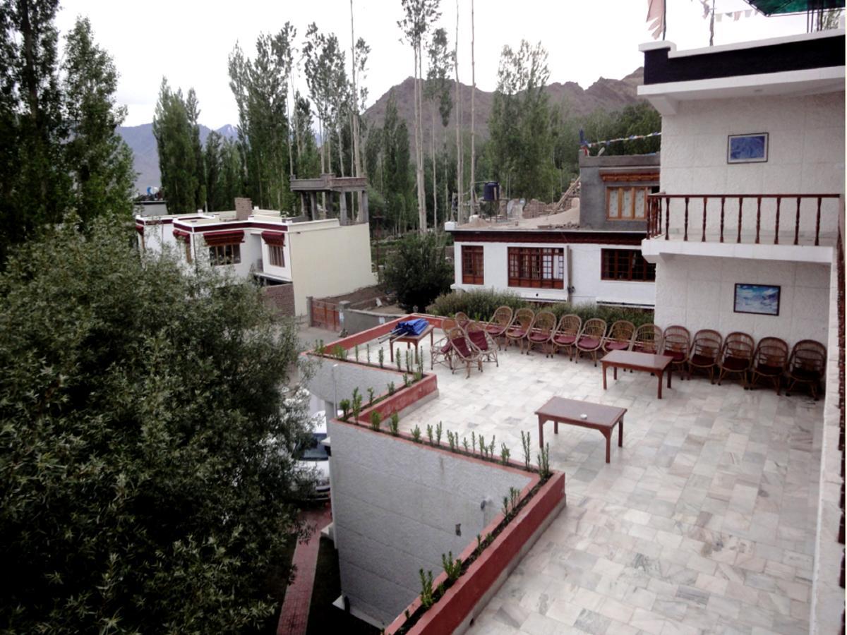 Hotel Holiday Ladakh Leh Extérieur photo